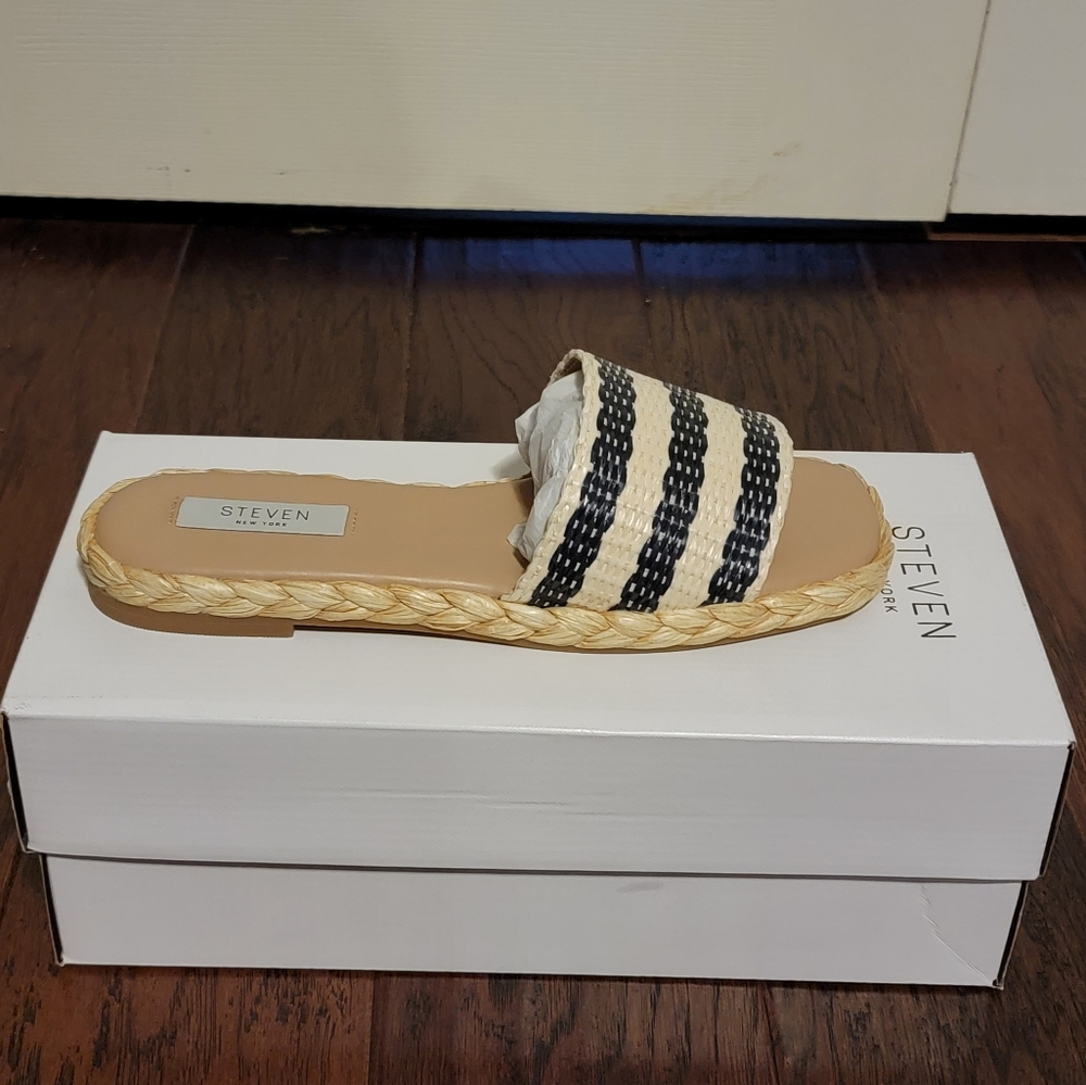 New Steven New York Elisa Sandal